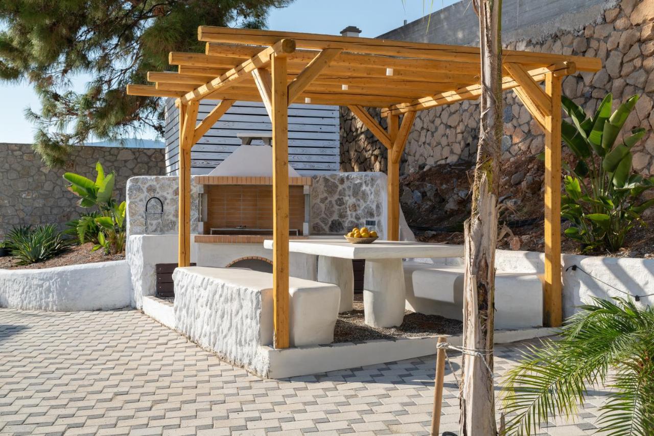 Lido White Villa Pefki  Bagian luar foto